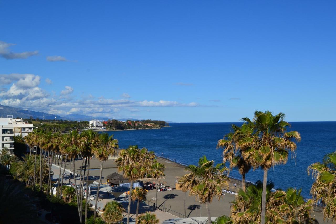 Sunnypalms - Beachfront Penthouse With Stunning Sea View Estepona Exteriör bild